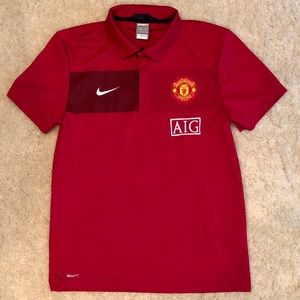 Manchester United Collard Shirt